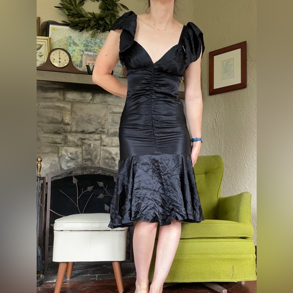 Betsey Johnson Dresses & Skirts - Vintage Betsey Johnson Y2K Silk charmeuse centerline ruched dress black holiday